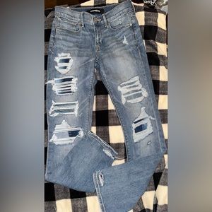 EXPRESS - WOMEN’S STRETCH + PERFORMANCE CROPPED SKINNY MID RISE SIZE: 4